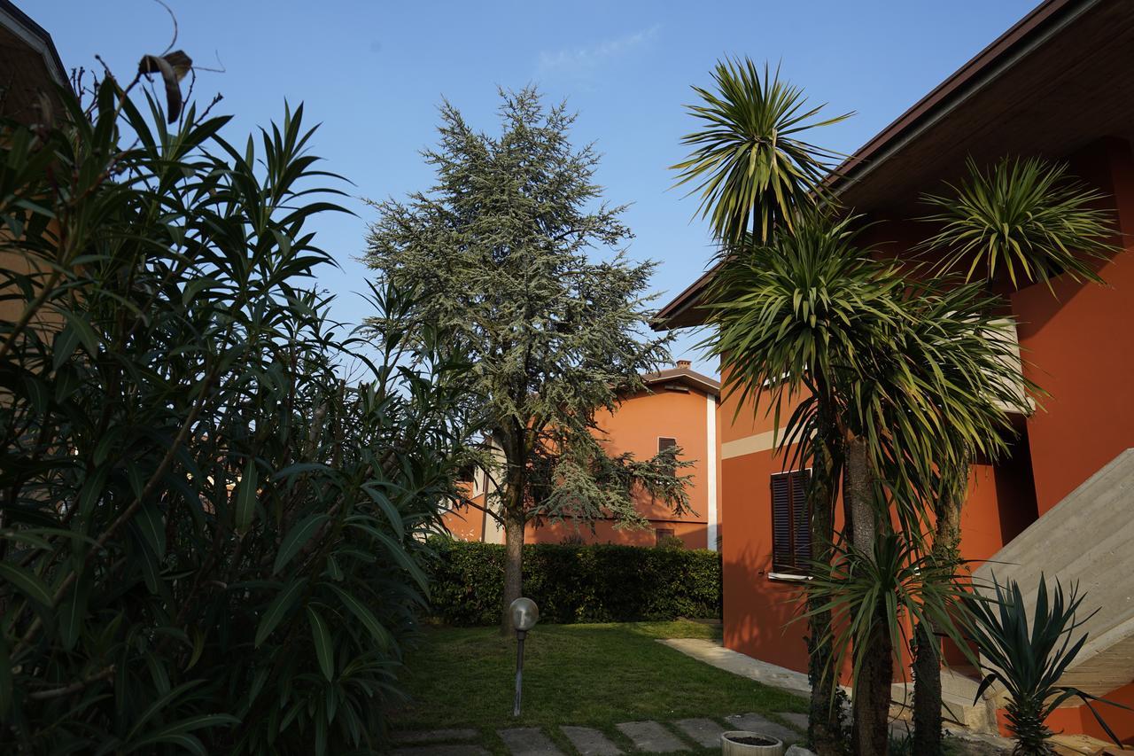 Hôtel La Casa Di Rivo à Desenzano del Garda Extérieur photo