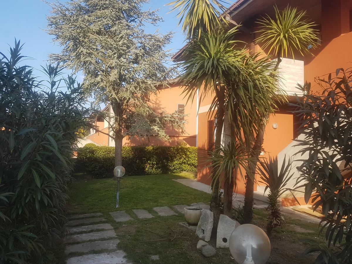 Hôtel La Casa Di Rivo à Desenzano del Garda Extérieur photo