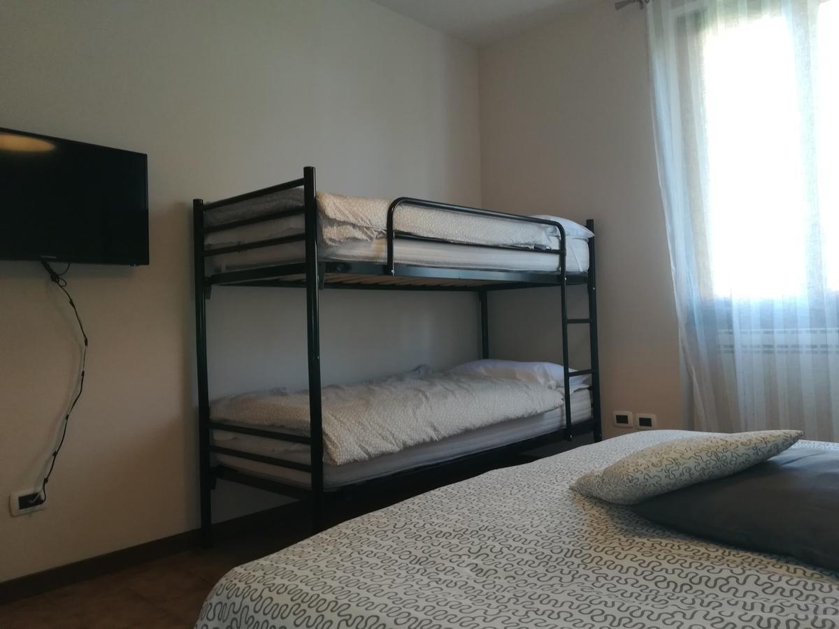 Hôtel La Casa Di Rivo à Desenzano del Garda Extérieur photo